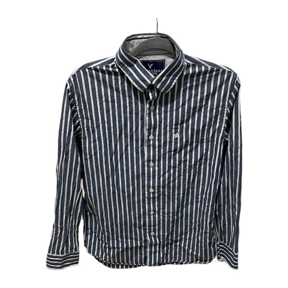 American Eagle Outfitters vintage Fit  men Tshirt Size M button down